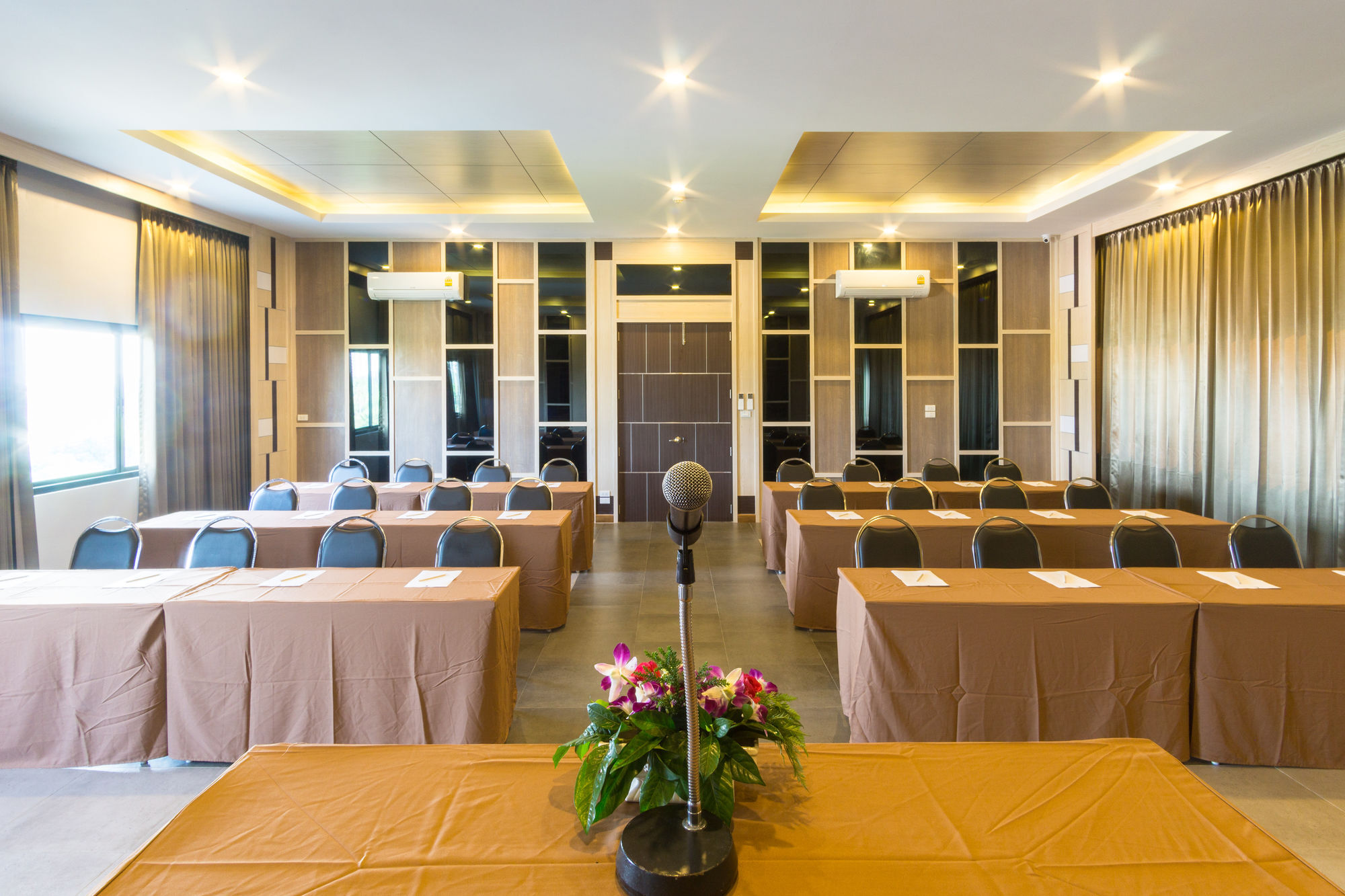 C Cha-Am Hotel Ngoại thất bức ảnh