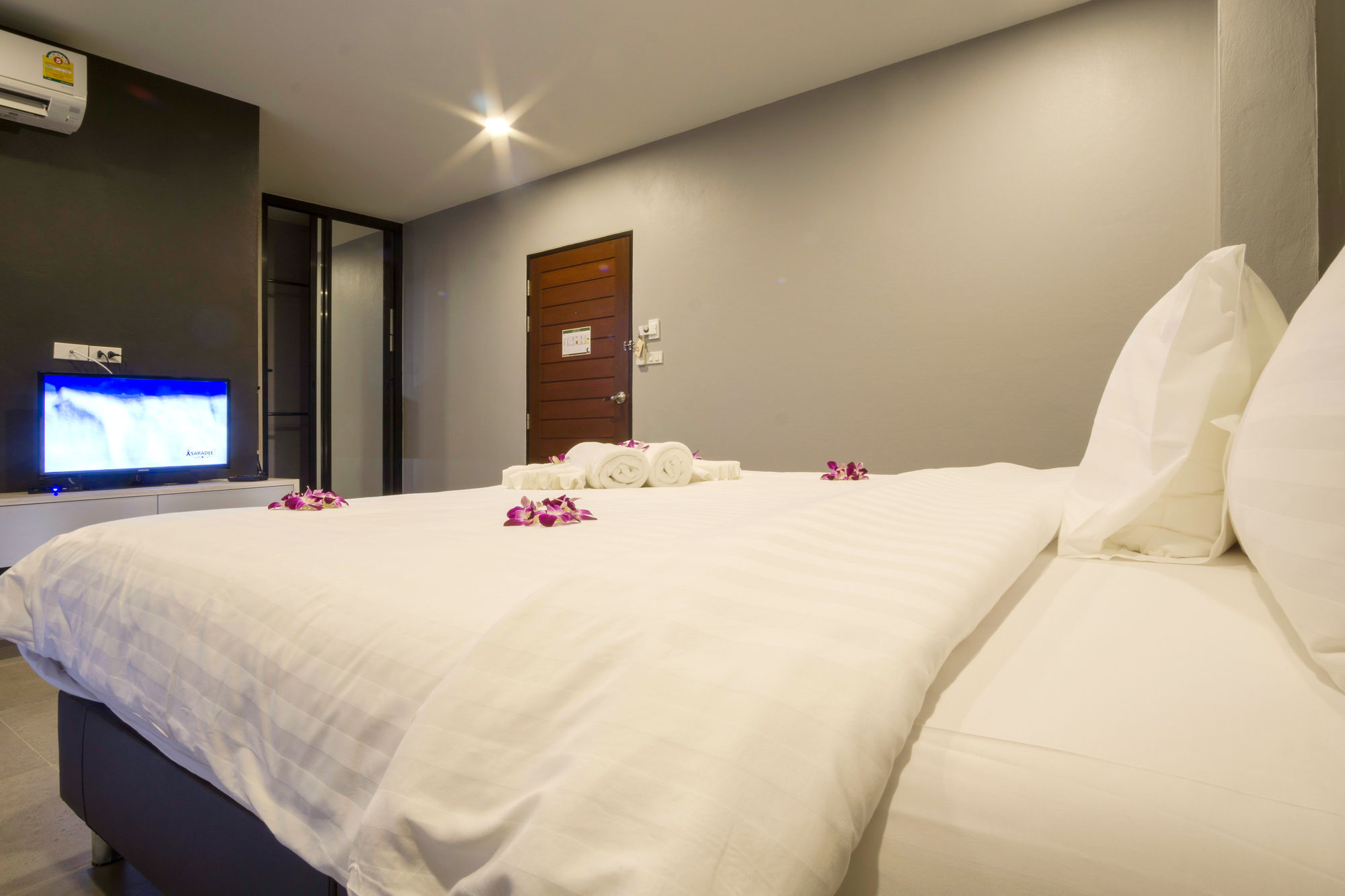 C Cha-Am Hotel Ngoại thất bức ảnh