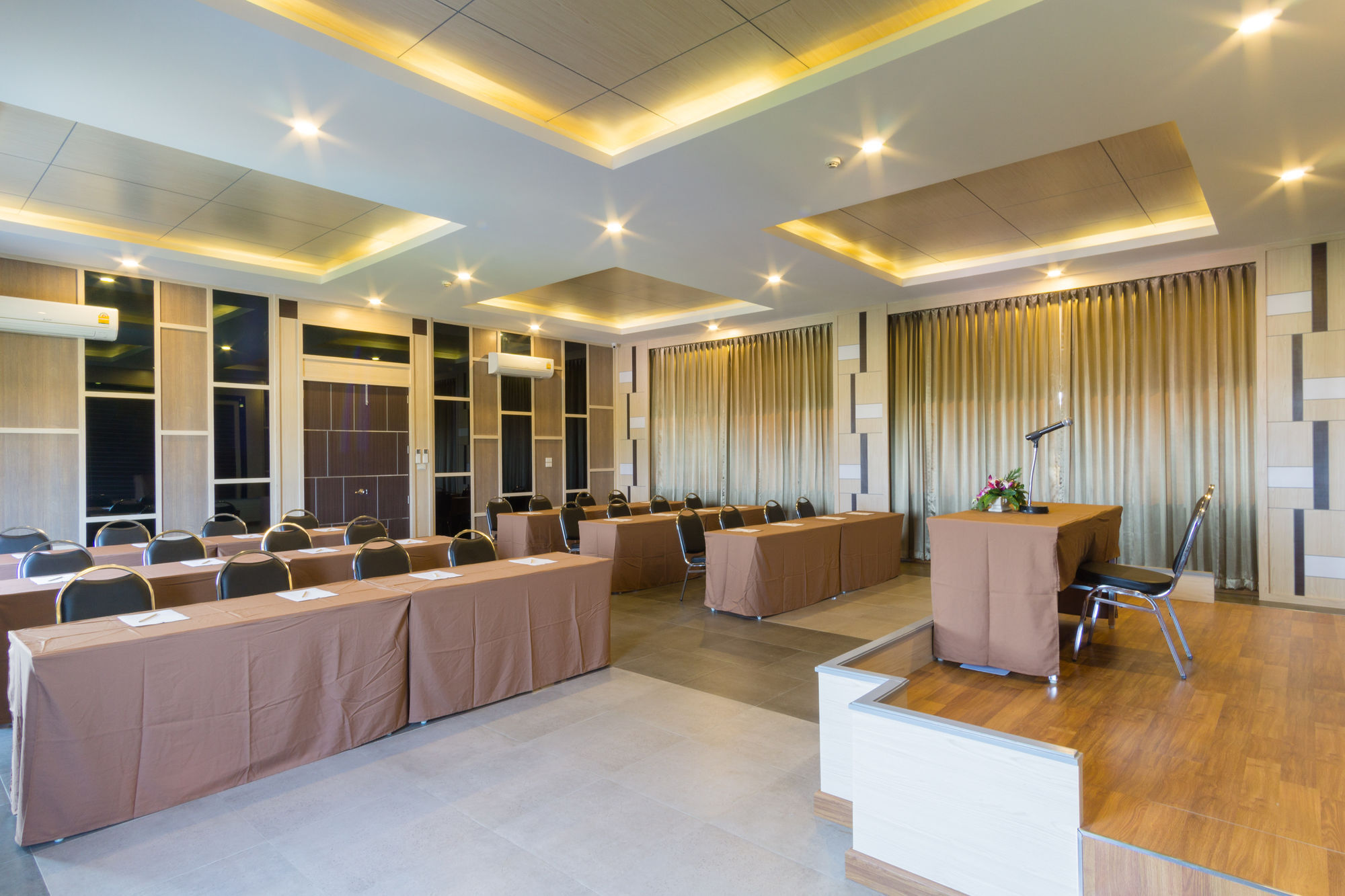 C Cha-Am Hotel Ngoại thất bức ảnh