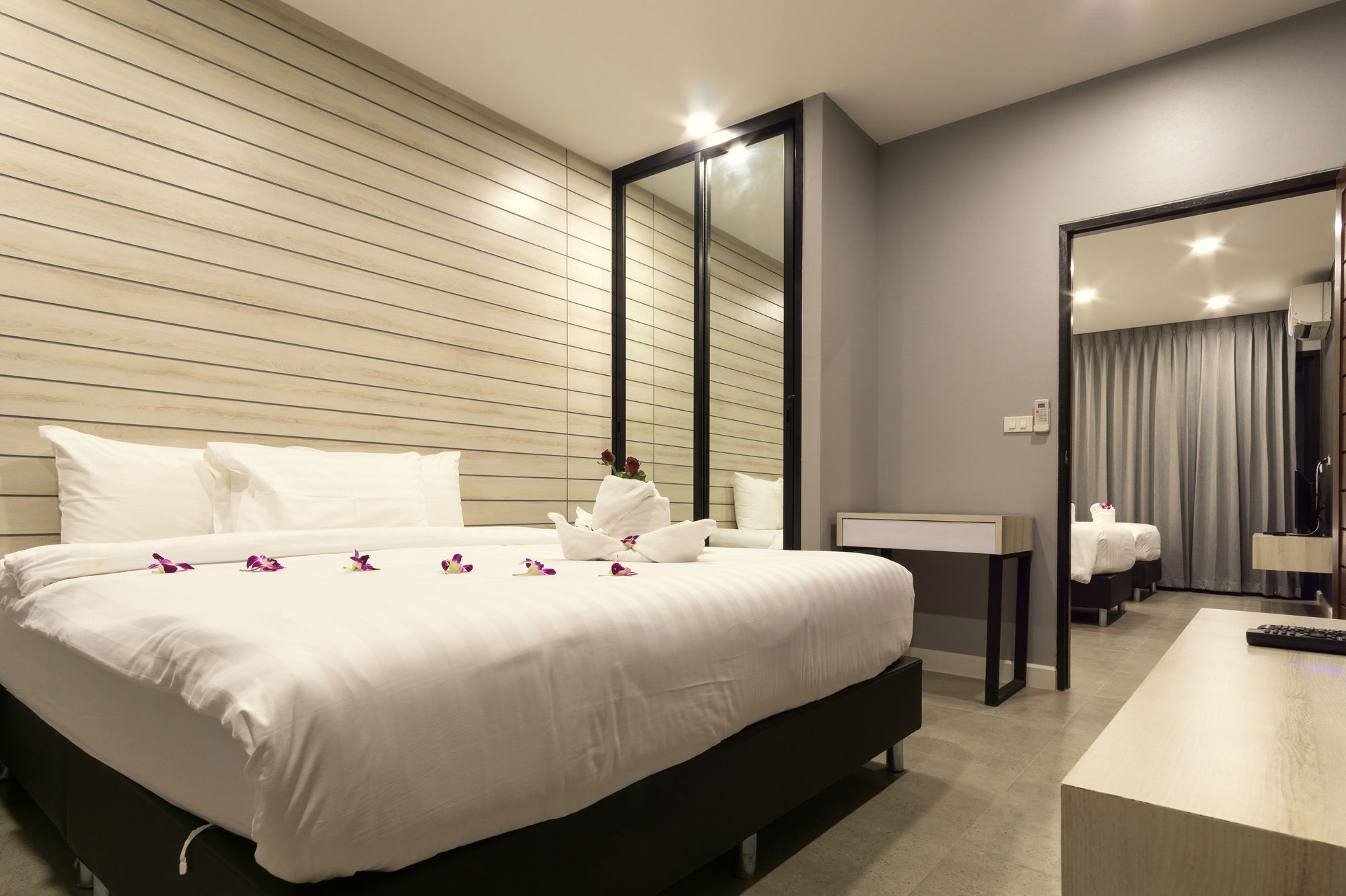 C Cha-Am Hotel Ngoại thất bức ảnh